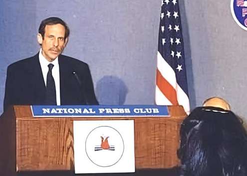 Barry Davis Speaking Photo 2